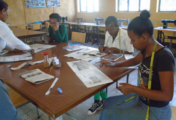 Im Stadtteil Kebele 13 von Bahir Dar leiten die Daughters of Charity ein Gemeindezentrum, in dem es vielfältige Unterstützungsangebote für die armen Familien aus dem Viertel gibt.
