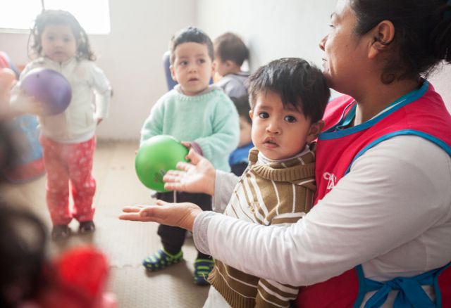 Der Entwicklungshilfeklub arbeitete bereits 2015 erfolgreich mit Kallpa zusammen und ermöglichte damals die Renovierung und Einrichtung von fünf Kinderkrippen in San Juan de Lurigancho. (Pr. 383, © Entraide et Fraternité)